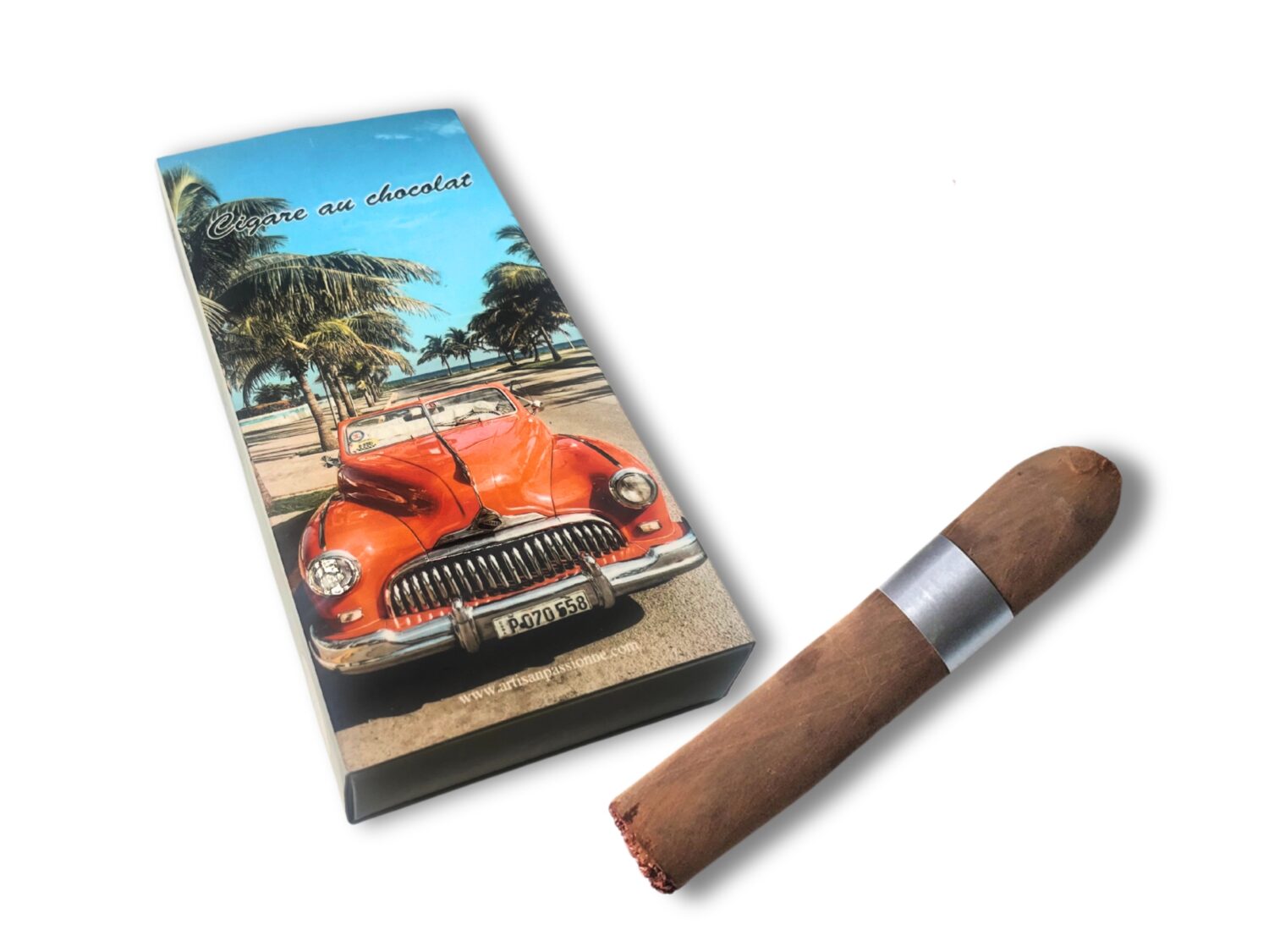 ce cigare composé d’une ganache au rhum Cubain avec en son coeur un délicieux praliné coulant.