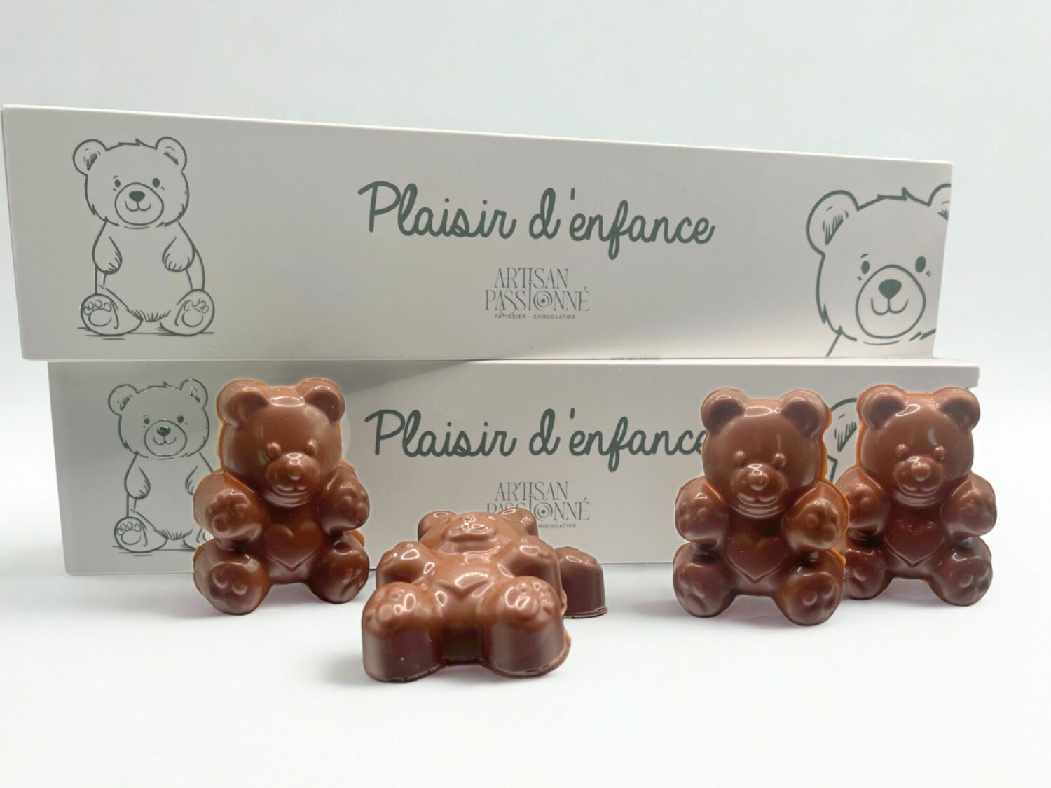 Oursons à la guimauve moelleuse, enrobés de chocolat au lait fondant
