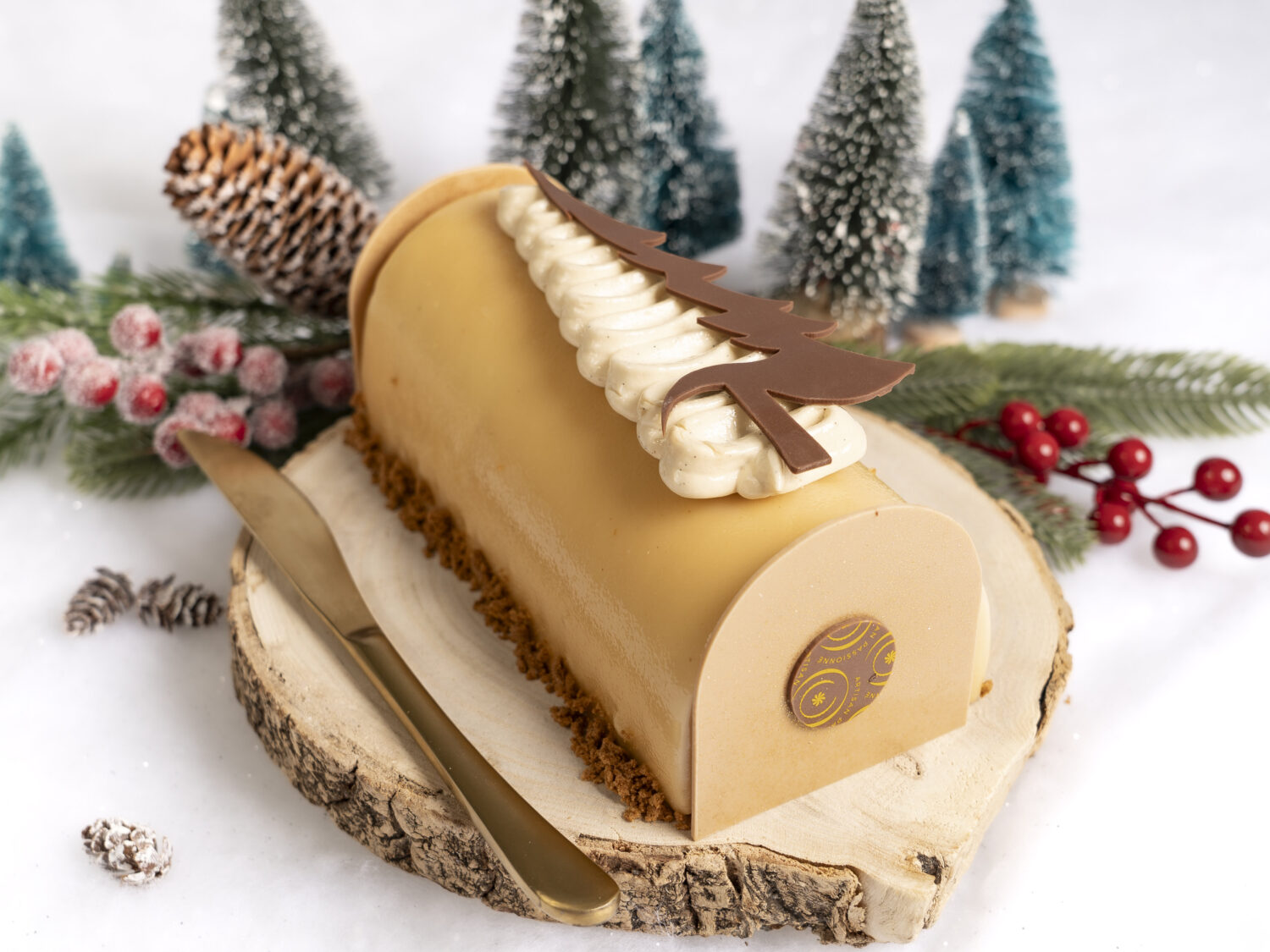 Bûche speculoos et cassis